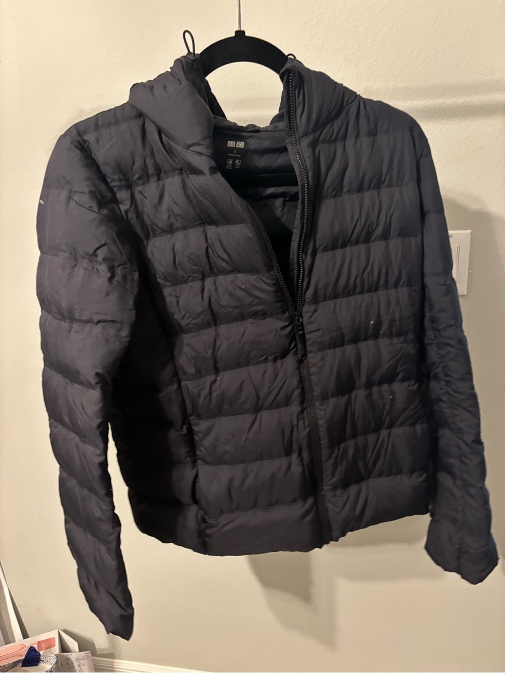 Uniqlo Black Quilted Hooded Puffer Jacket